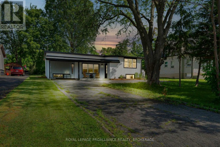 104 MAIN STREET, Loyalist (Bath), Ontario, K0H1G0