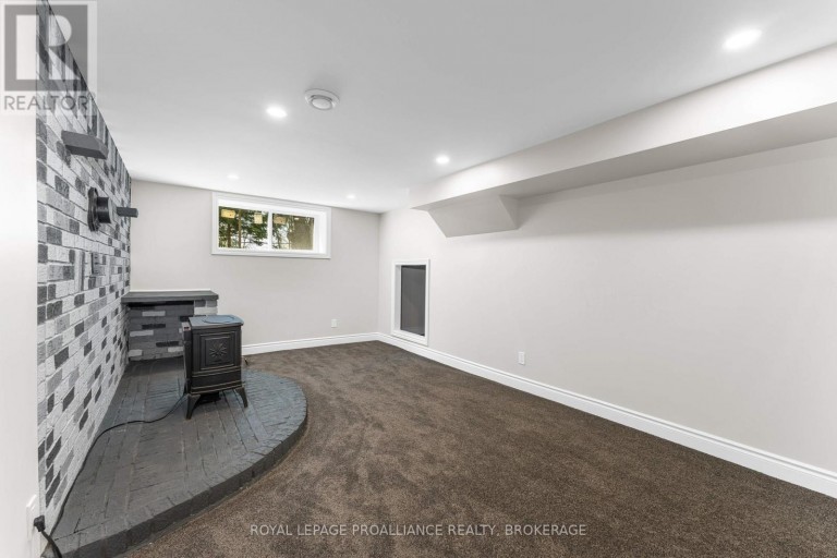 104 MAIN STREET, Loyalist (Bath), Ontario, K0H1G0