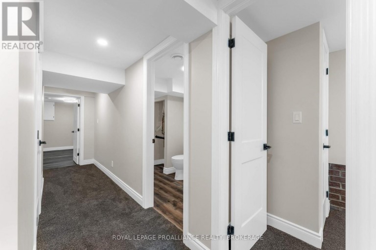 104 MAIN STREET, Loyalist (Bath), Ontario, K0H1G0