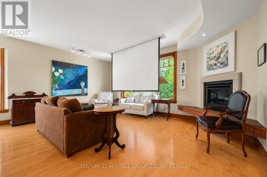 422 COLLEGE STREET, Kingston (Central City East) Ontario