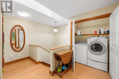 422 COLLEGE STREET, Kingston (Central City East) Ontario
