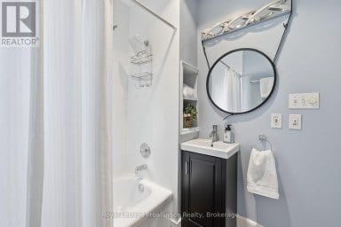 47 PAUL STREET Prince Edward County (Picton) Ontario photo 23