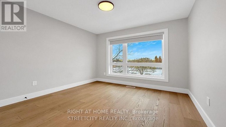 9 - 2500 MAIN STREET, London South (South V), Ontario, N6P1T5