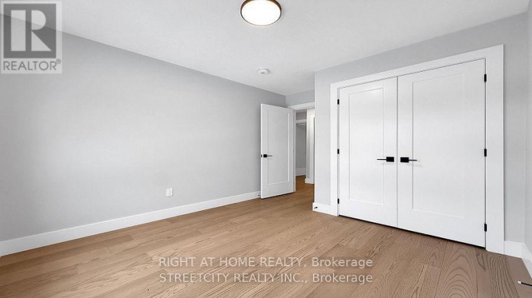 9 - 2500 MAIN STREET, London South (South V), Ontario, N6P1T5