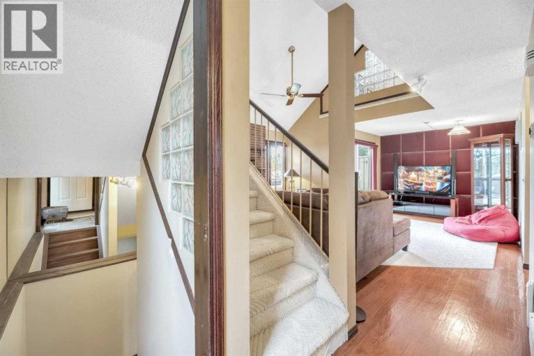 65, 70 Beacham Way NW, Calgary, Alberta, T3K1R8
