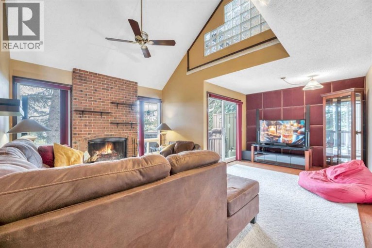 65, 70 Beacham Way NW, Calgary, Alberta, T3K1R8
