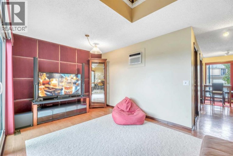 65, 70 Beacham Way NW, Calgary, Alberta, T3K1R8