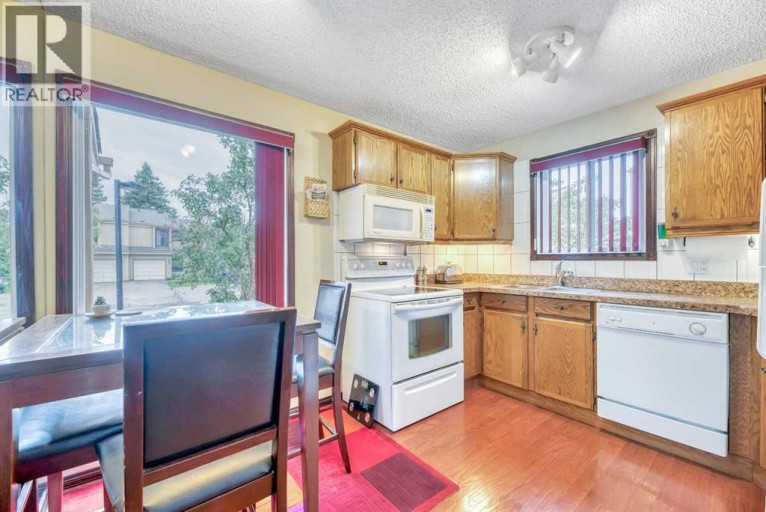 65, 70 Beacham Way NW, Calgary, Alberta, T3K1R8