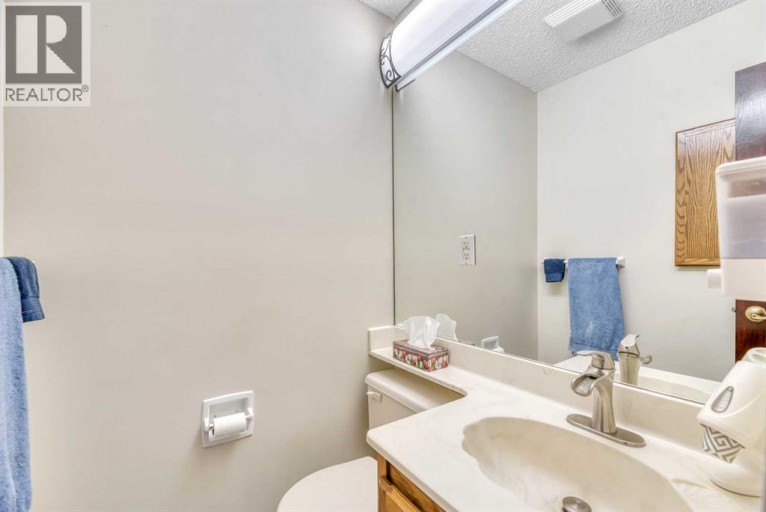 65, 70 Beacham Way NW, Calgary, Alberta, T3K1R8