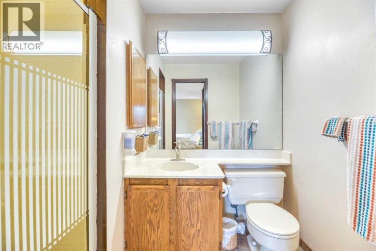 65, 70 Beacham Way NW, Calgary, Alberta, T3K1R8