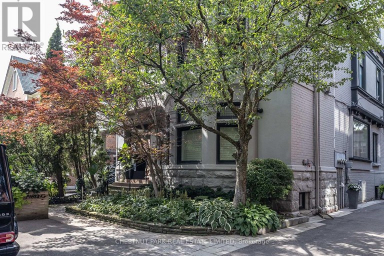 2 - 78 CRESCENT ROAD, Toronto (Rosedale-Moore Park), Ontario, M4W1T5