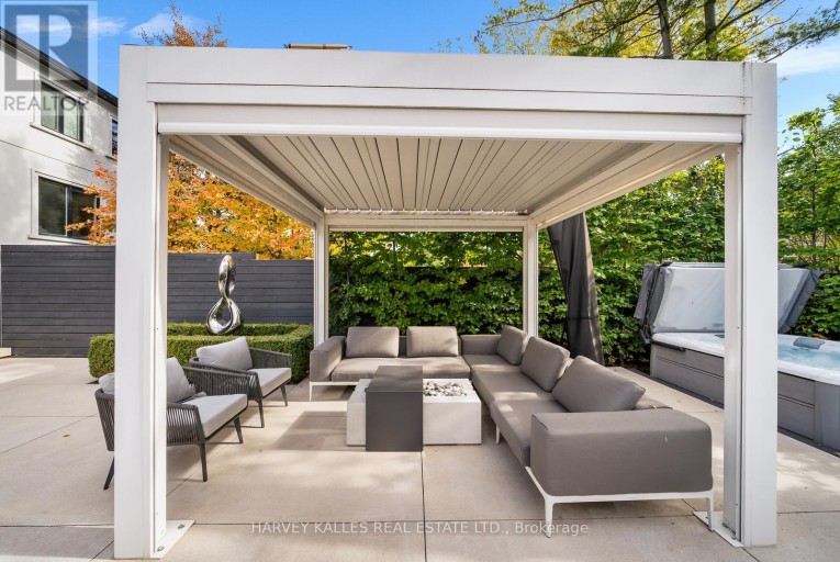 75 BANNOCKBURN AVENUE, Toronto (Bedford Park-Nortown), Ontario, M5M2M9