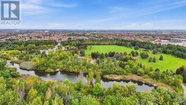 95 WHISTLING HILLS DRIVE Toronto (Milliken) Ontario photo 27