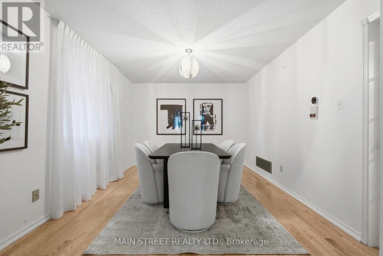 95 WHISTLING HILLS DRIVE, Toronto (Milliken), Ontario, M1V3K7