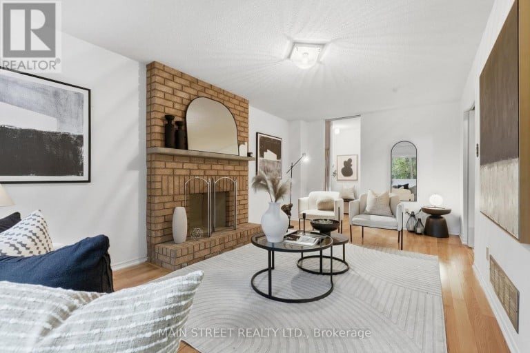 95 WHISTLING HILLS DRIVE, Toronto (Milliken), Ontario, M1V3K7