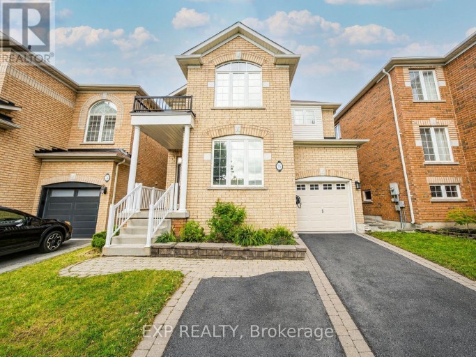 76 FORD WILSON BOULEVARD, Newmarket (Woodland Hill), Ontario, L3X3G1