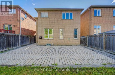 76 FORD WILSON BOULEVARD Newmarket (Woodland Hill) Ontario photo 43