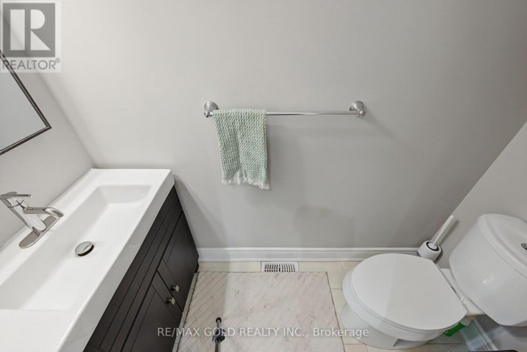 55 MALCOLM CRESCENT, Brampton (Central Park), Ontario, L6S3C7