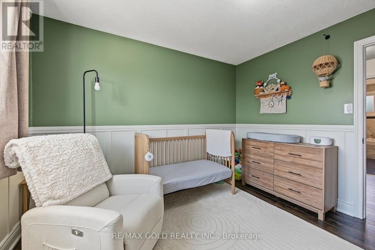 55 MALCOLM CRESCENT, Brampton (Central Park), Ontario, L6S3C7