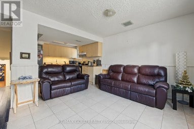 55 MALCOLM CRESCENT Brampton (Central Park) Ontario photo 32