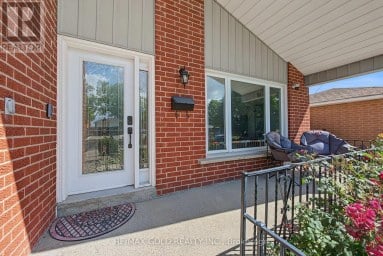 55 MALCOLM CRESCENT Brampton (Central Park) Ontario photo 4