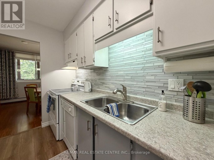 301 - 944 CALEDONIAN VIEW, Cambridge, Ontario, N3H1A5