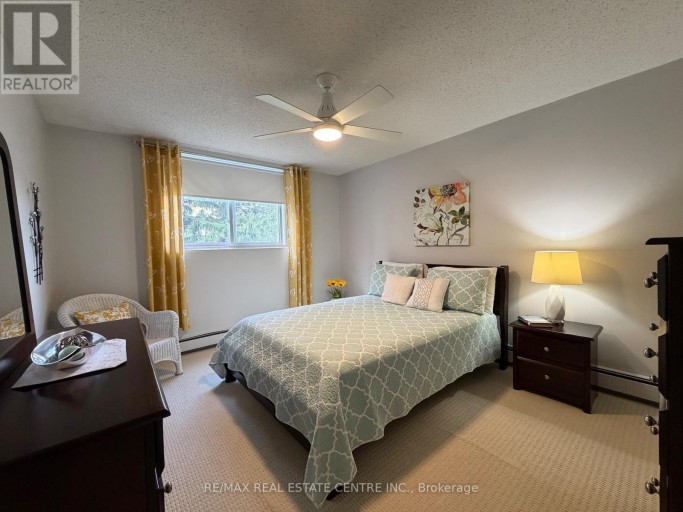 301 - 944 CALEDONIAN VIEW, Cambridge, Ontario, N3H1A5