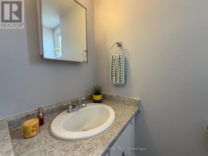 301 - 944 CALEDONIAN VIEW, Cambridge, Ontario, N3H1A5