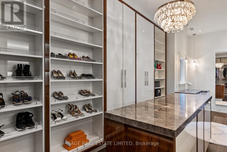 11 RIDGEWOOD ROAD, Toronto (Forest Hill South), Ontario, M5P1T4