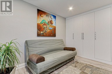 30 BRANDY LANE WAY Newmarket (Central Newmarket) Ontario photo 29