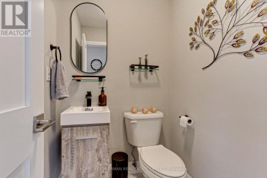30 BRANDY LANE WAY Newmarket (Central Newmarket) Ontario photo 38