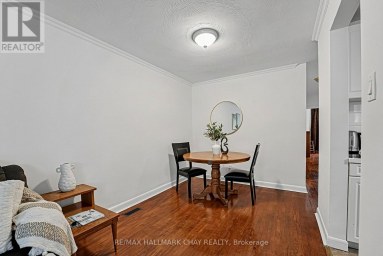 84 LONGFORD DRIVE Newmarket (Bristol-London) Ontario photo 4