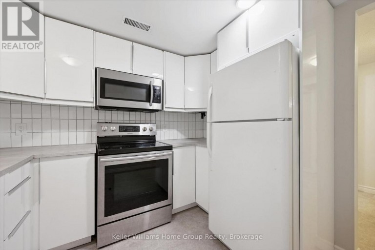 10 PICADILLY PLACE, Guelph (Dovercliffe Park/Old University), Ontario, N1G2P9