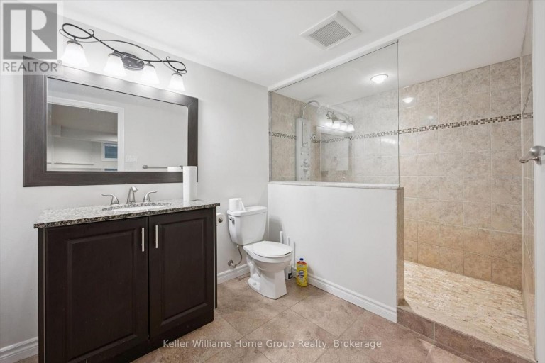 10 PICADILLY PLACE, Guelph (Dovercliffe Park/Old University), Ontario, N1G2P9