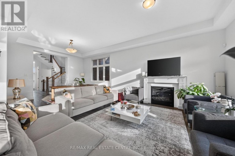 1404 KOVACHIK BOULEVARD, Milton (Walker), Ontario, L9E1W3