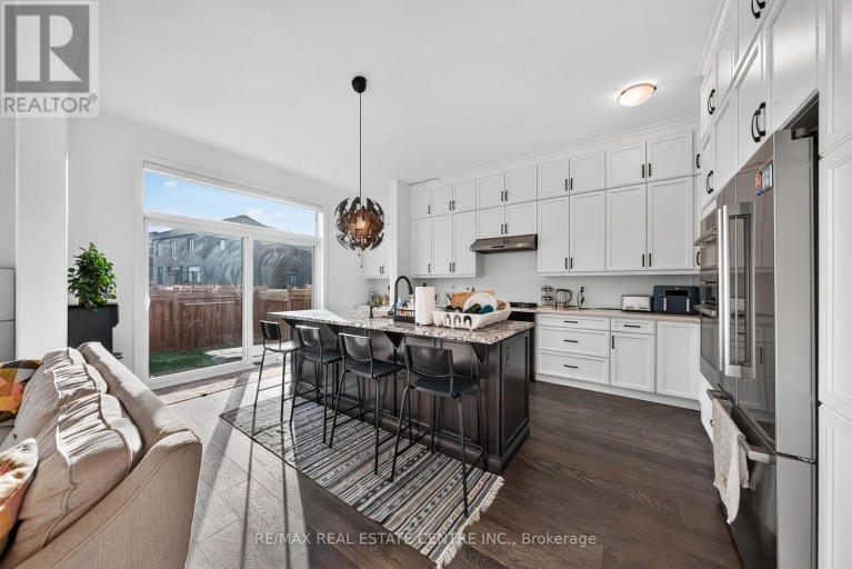 1404 KOVACHIK BOULEVARD, Milton (Walker), Ontario, L9E1W3