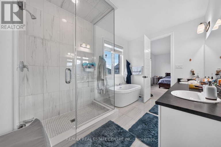 1404 KOVACHIK BOULEVARD, Milton (Walker), Ontario, L9E1W3