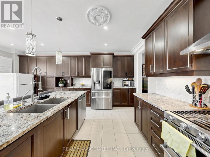 35 GODLIMAN ROAD, Brampton (Credit Valley), Ontario, L6X5G3