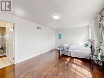 35 GODLIMAN ROAD Brampton (Credit Valley) Ontario photo 23