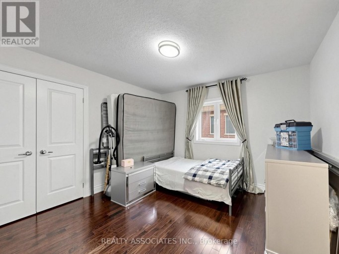 35 GODLIMAN ROAD, Brampton (Credit Valley), Ontario, L6X5G3