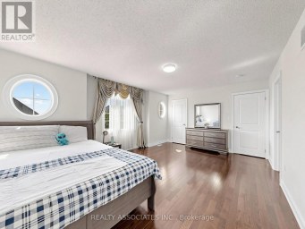 35 GODLIMAN ROAD Brampton (Credit Valley) Ontario photo 36