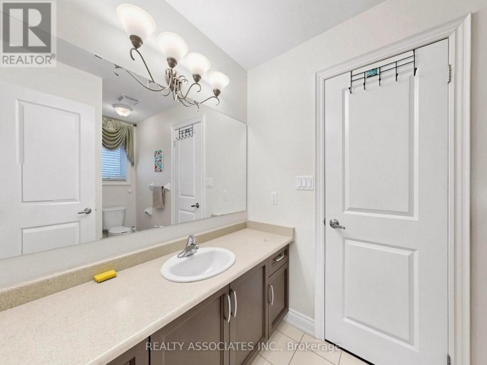 35 GODLIMAN ROAD, Brampton (Credit Valley), Ontario, L6X5G3
