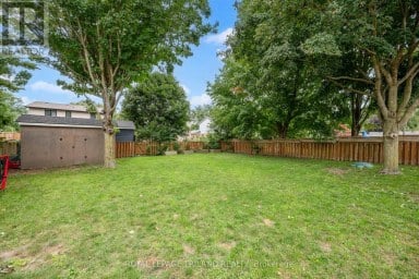 1611 TROSSACKS AVENUE London North (North C) Ontario photo 31