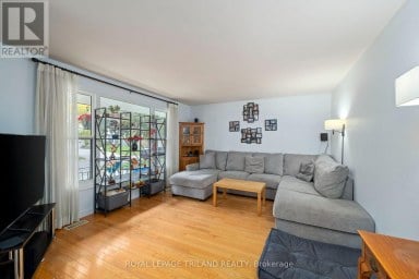 1611 TROSSACKS AVENUE London North (North C) Ontario photo 6