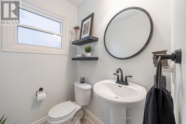 28 RICE DRIVE Whitby (Pringle Creek) Ontario photo 19