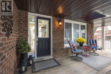 28 RICE DRIVE Whitby (Pringle Creek) Ontario photo 3