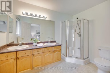 10 NIAGARA TRAIL Clarington (Newcastle) Ontario photo 25