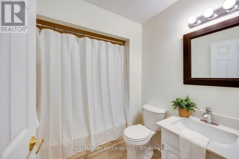 10 NIAGARA TRAIL, Clarington (Newcastle), Ontario, L1B1A2