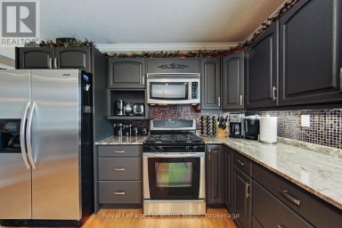 110 LIISA'S LANE Blue Mountains Ontario photo 11