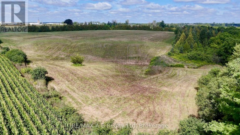 4225 LINE 7, Perth South (Blanshard), Ontario, N4X1C7